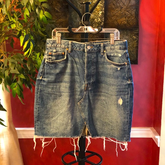 H&M Denim Skirt - Picture 10 of 10